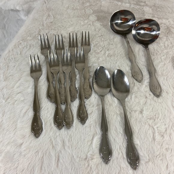 Stainless Steel Silverware Monogram "W"  Vintage Custom Craft 25 Pieces - Picture 2 of 10